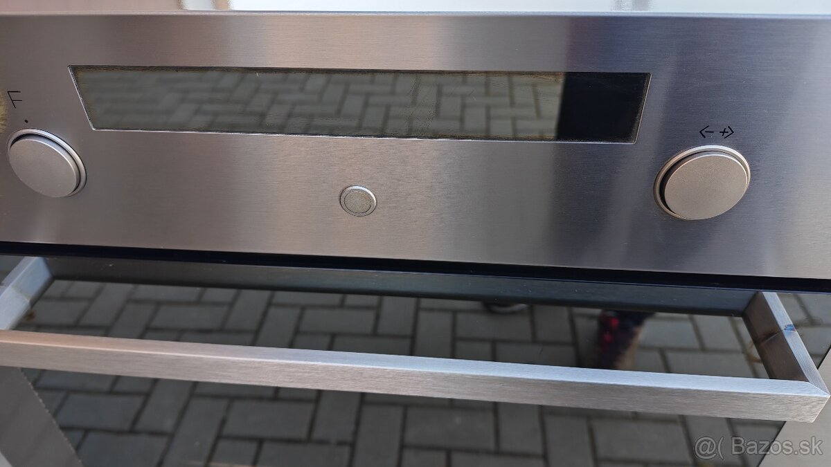 Teplovzdušná rúra whirlpool - 3