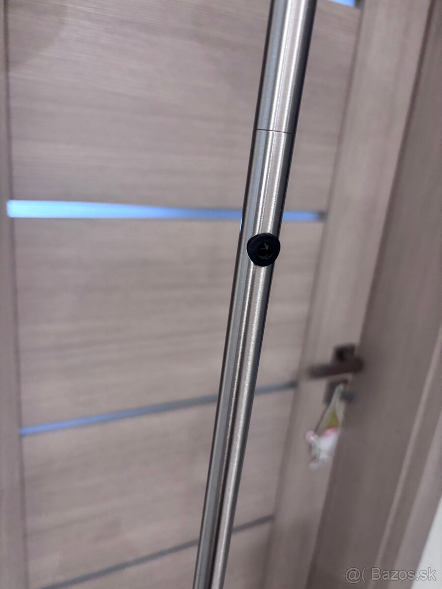 Stojata lampa celonerez led - 3