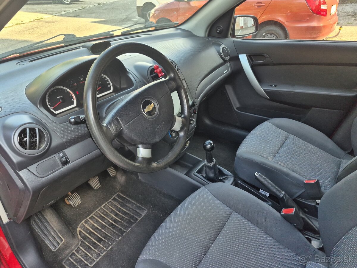 Chevrolet Aveo 2010 - 3