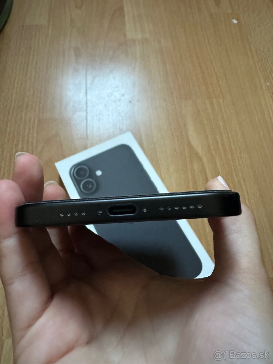 iPhone 16 Plus 128 GB Black - 3