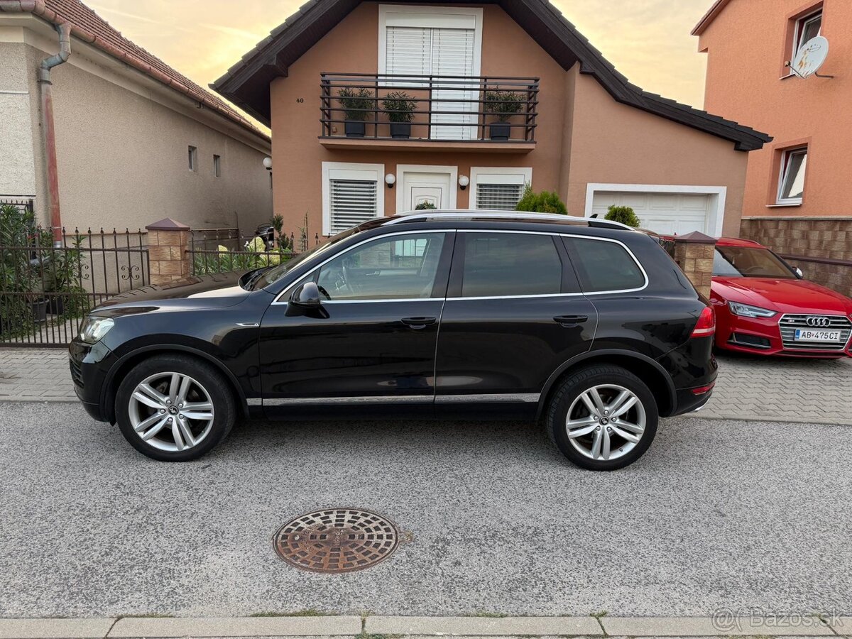 Predám VW TOUAREG 3.0 TDI R.v. 2012 - 3