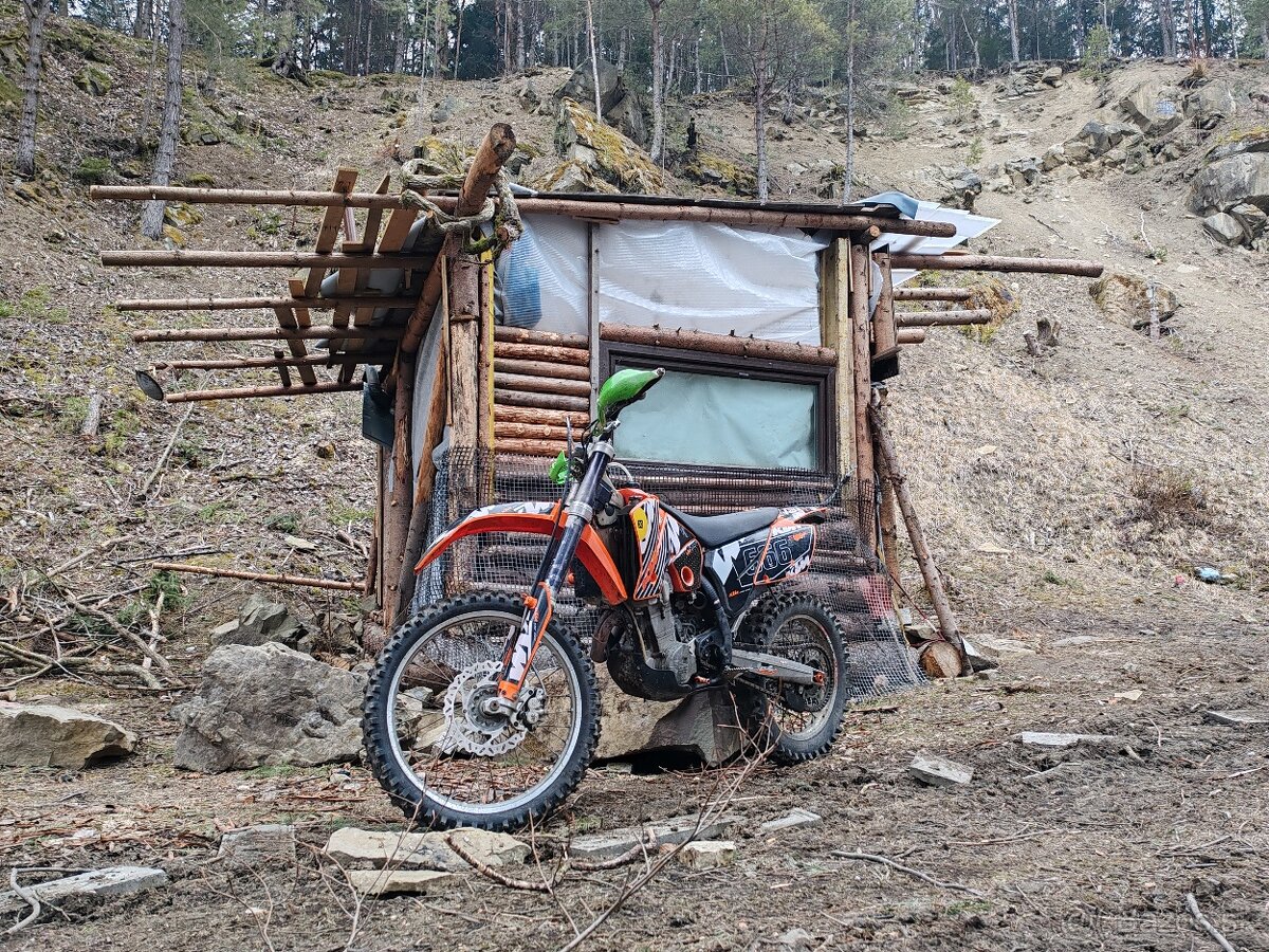 KTM450 štvoortakt