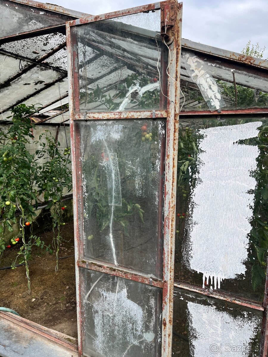 Predám skleník 11x4x2 bm. - 3