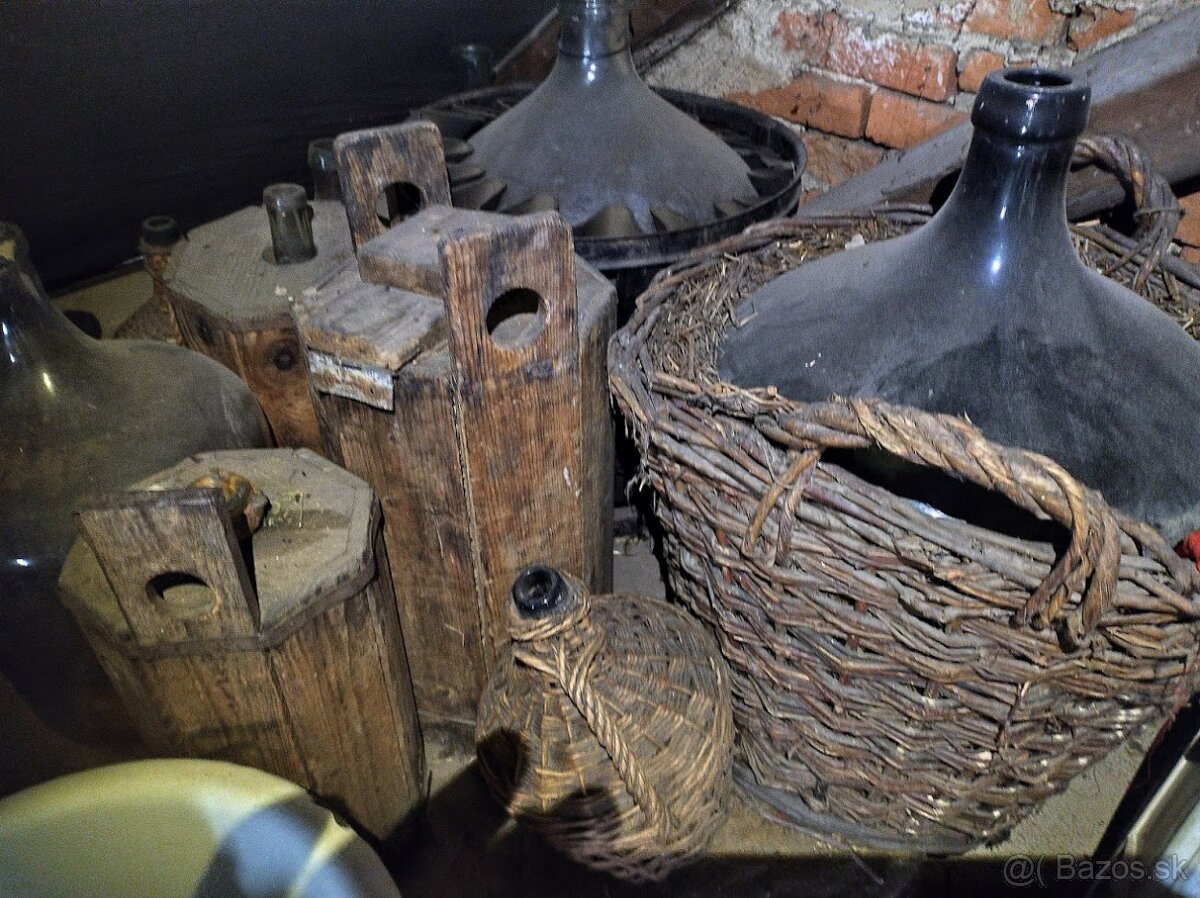 Staré, viac ako 60 ročné demižóny - 3