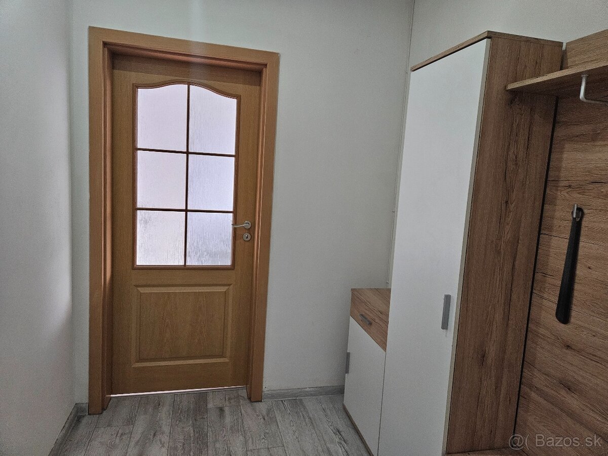 Na predaj zrekonštruovaný 2 izbový byt v Dubnici nad Váhom. - 3