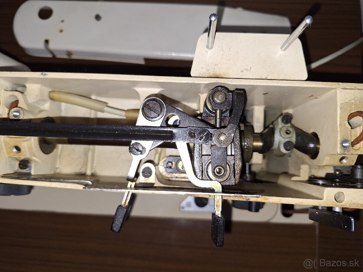 Šijací stroj Lucznik - 3