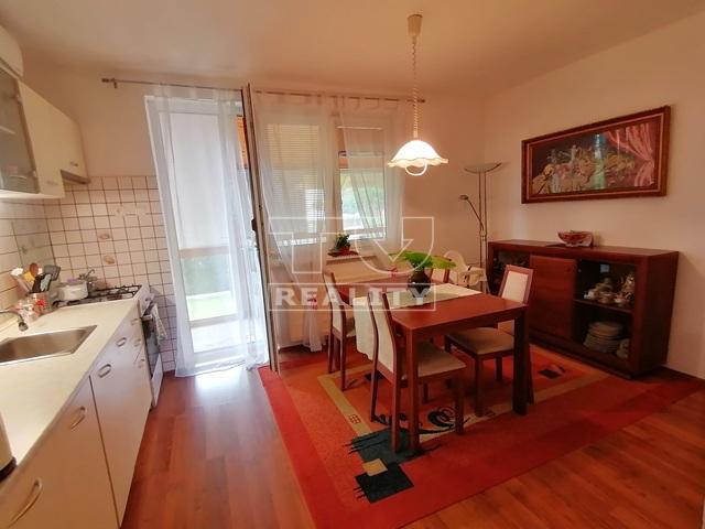 NA PREDAJ 5-IZBOVÝ BYT V RD V NOVEJ DUBNICI S VÝMEROU... - 3