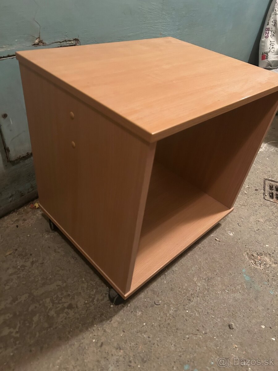 Vozik pod tlaciaren - 3