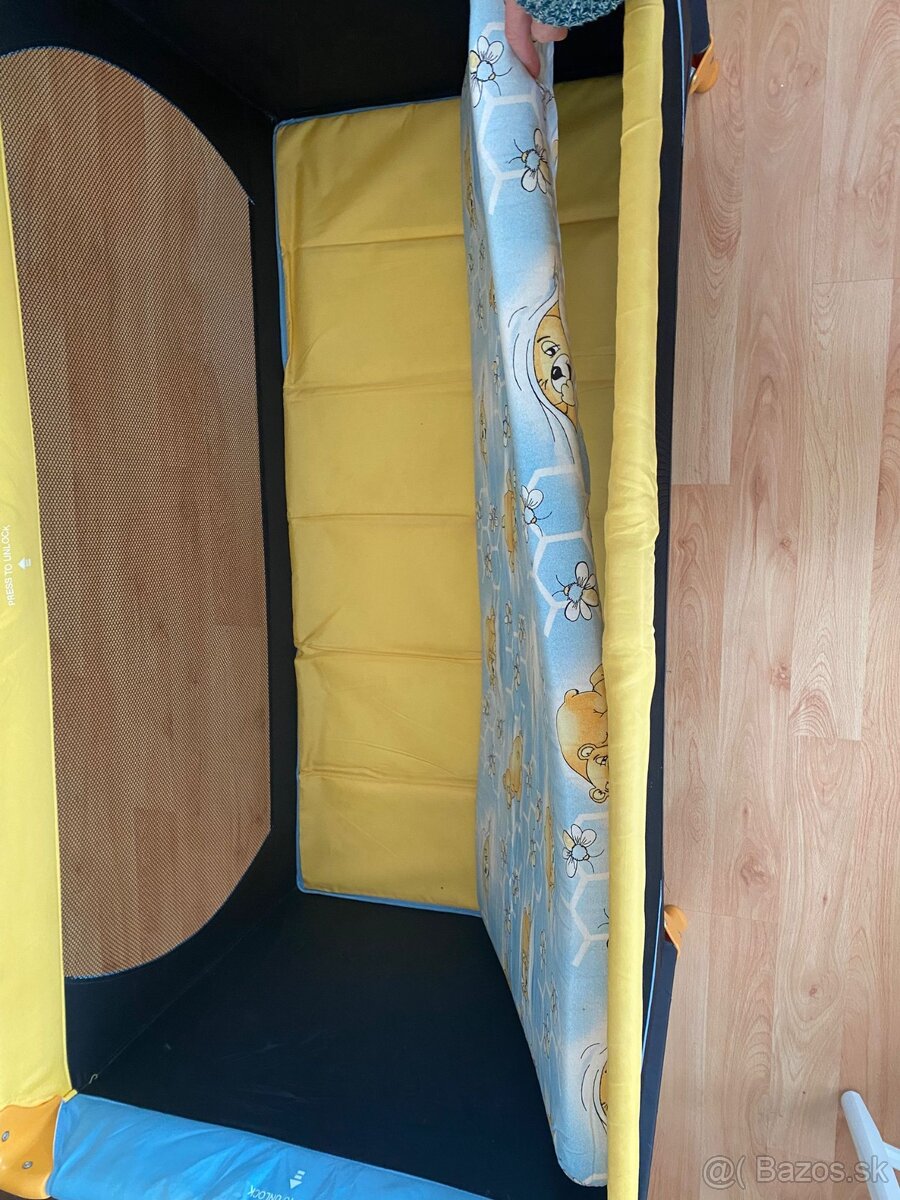 Cestovna postielka s madracom - 3