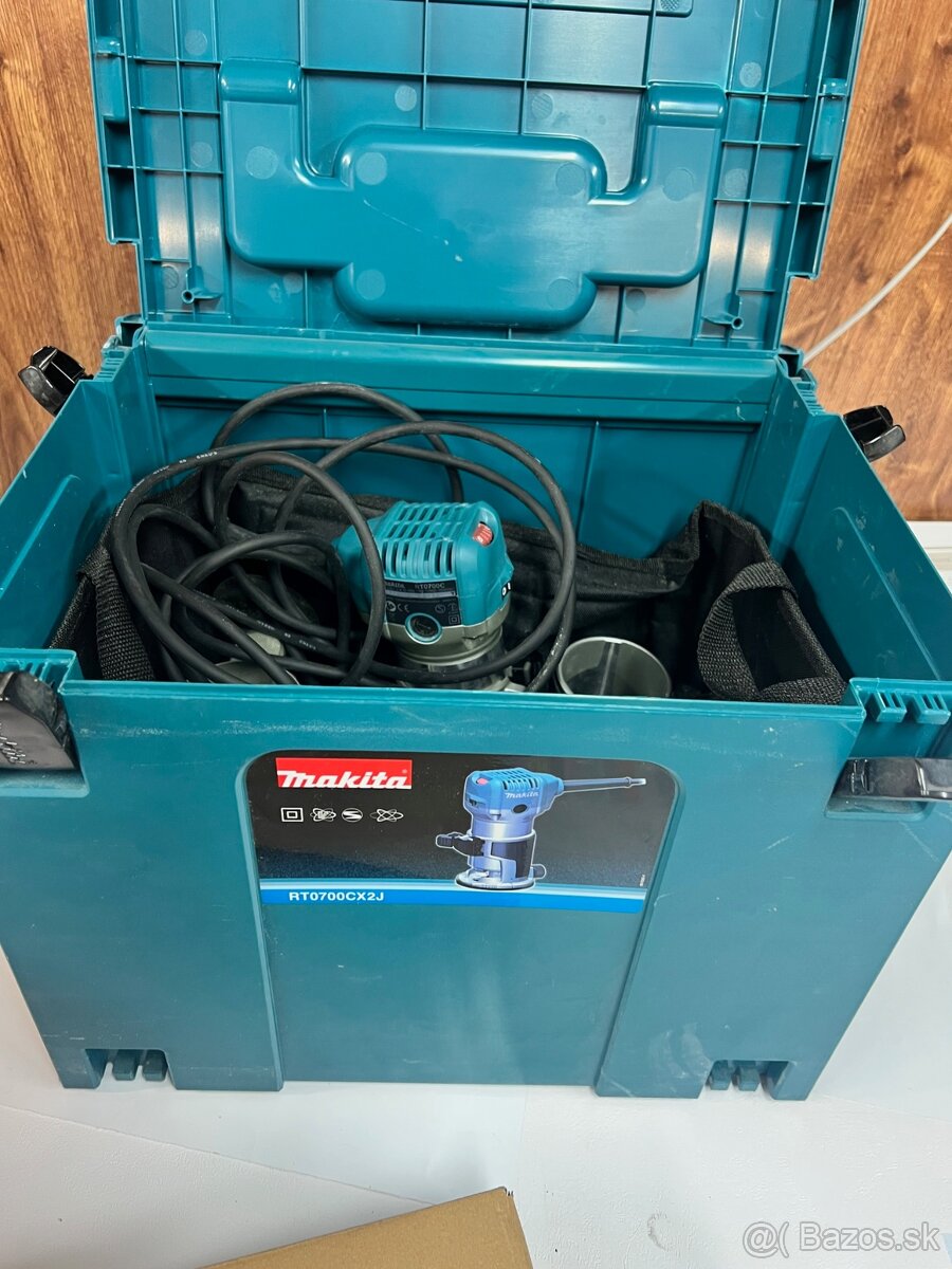 JEDNORUČNÁ FRÉZA-MAKITA RT0702CX2J - 3