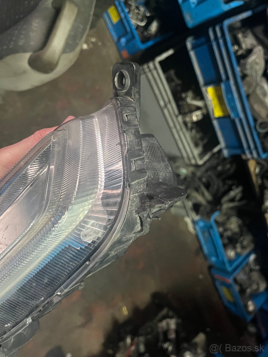 Svetla Hyundai tucson 2 2015-2020 - 3