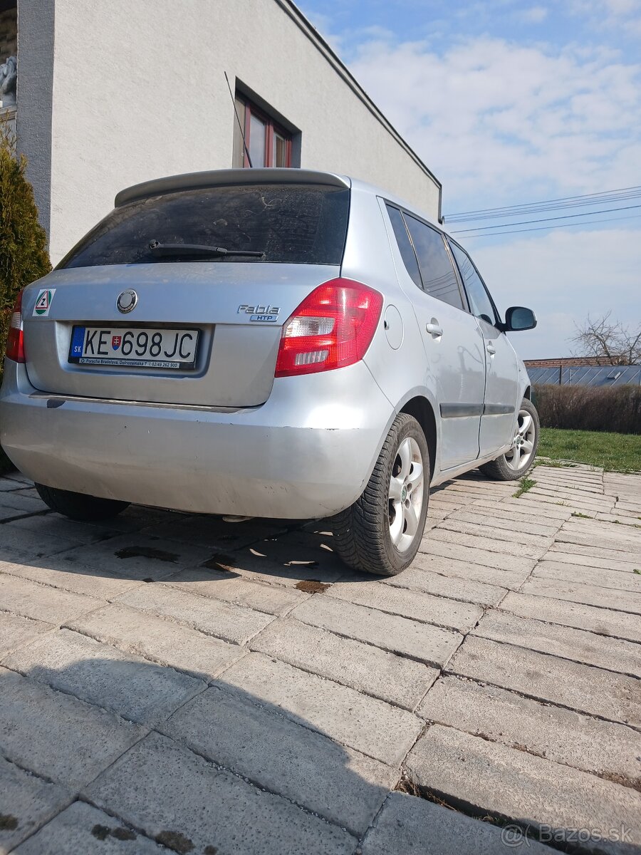 Škoda fabia 2 2010 - 3