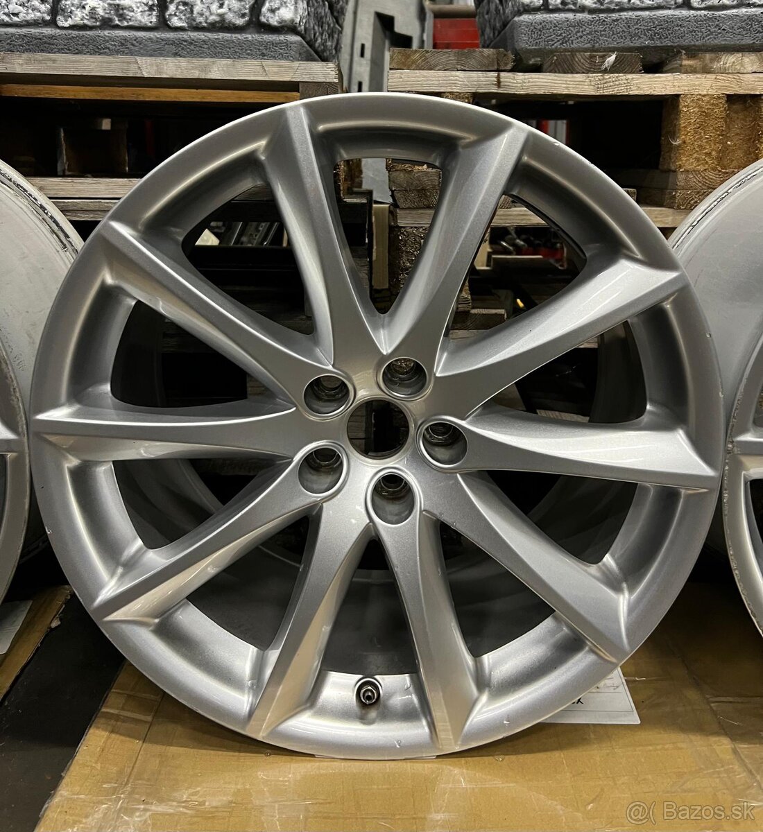 Elektróny jaguár xj 5x108 , r19 - 3