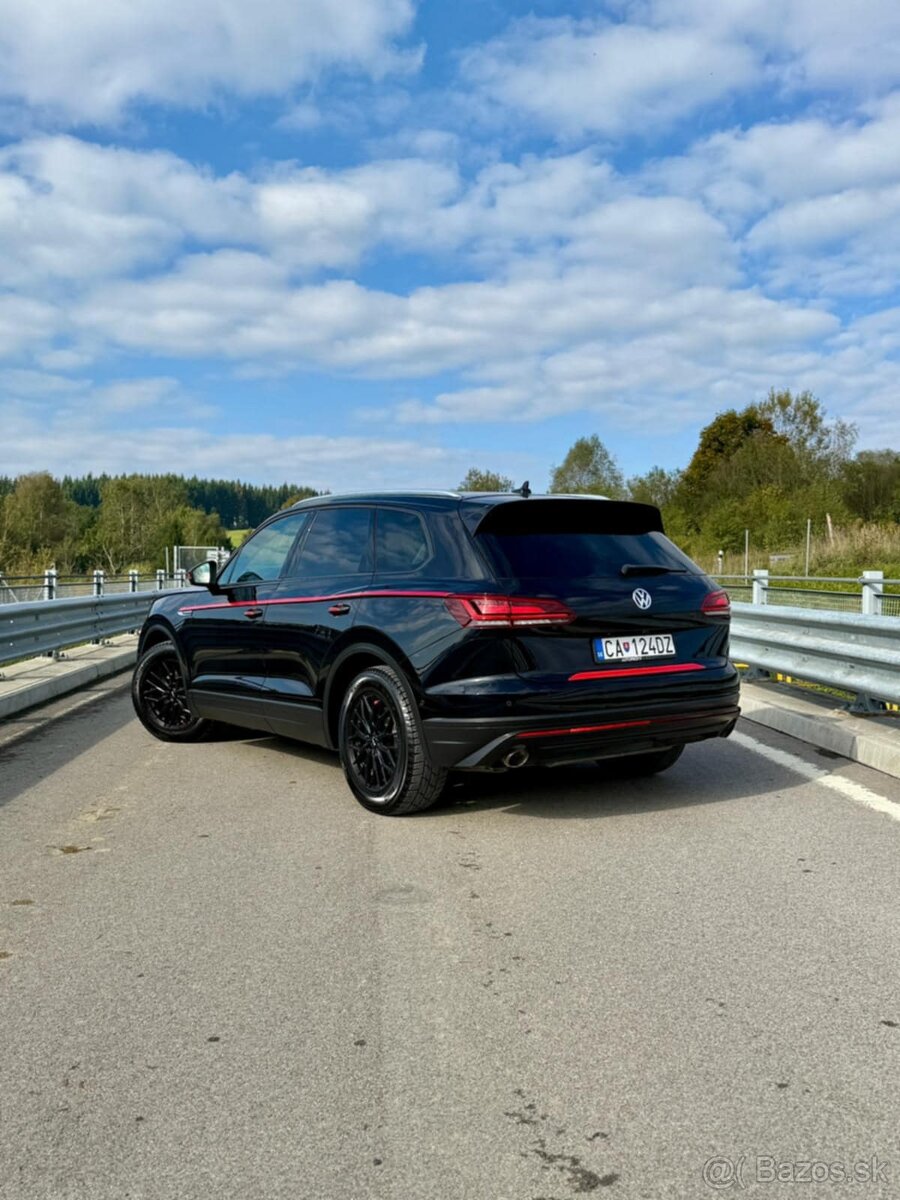 Volkswagen Touareg 3.0 TDI - 3