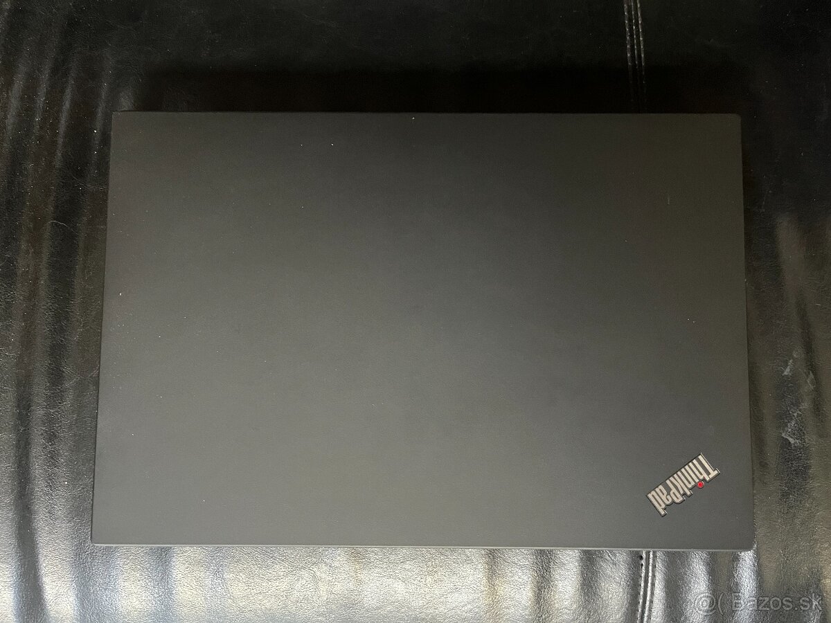 Lenovo ThinkPad T15 Gen1 - 3