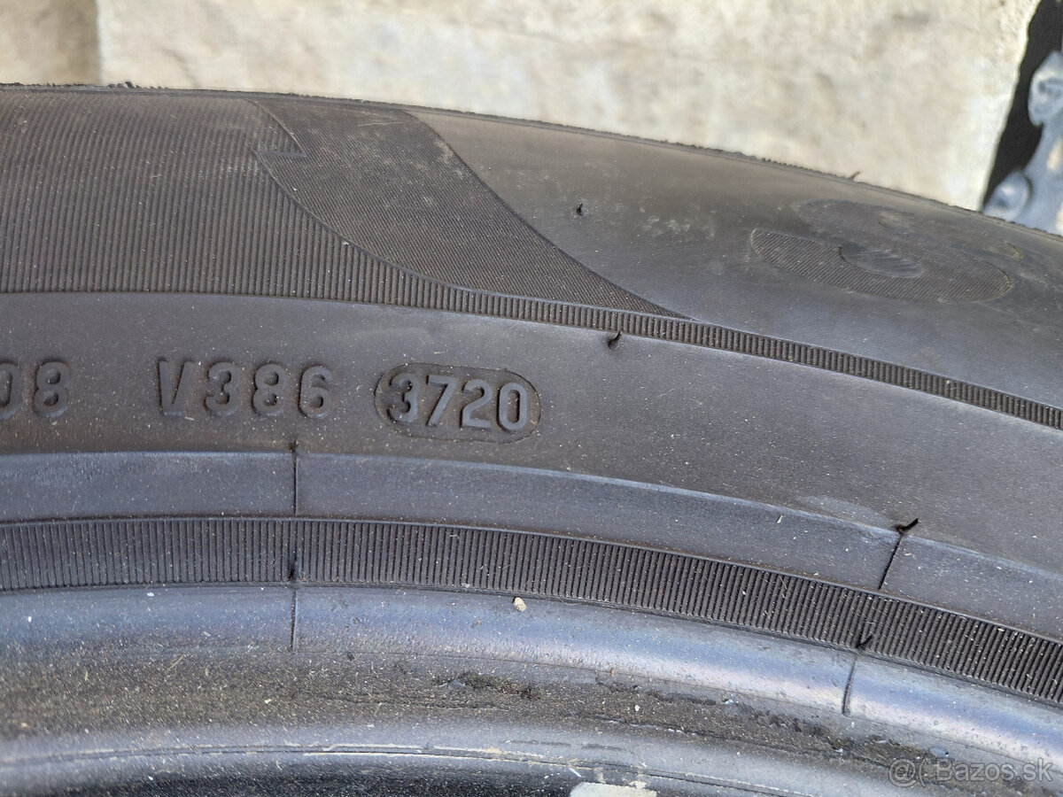 2x zimne Pirelli 235/55R19 - 3