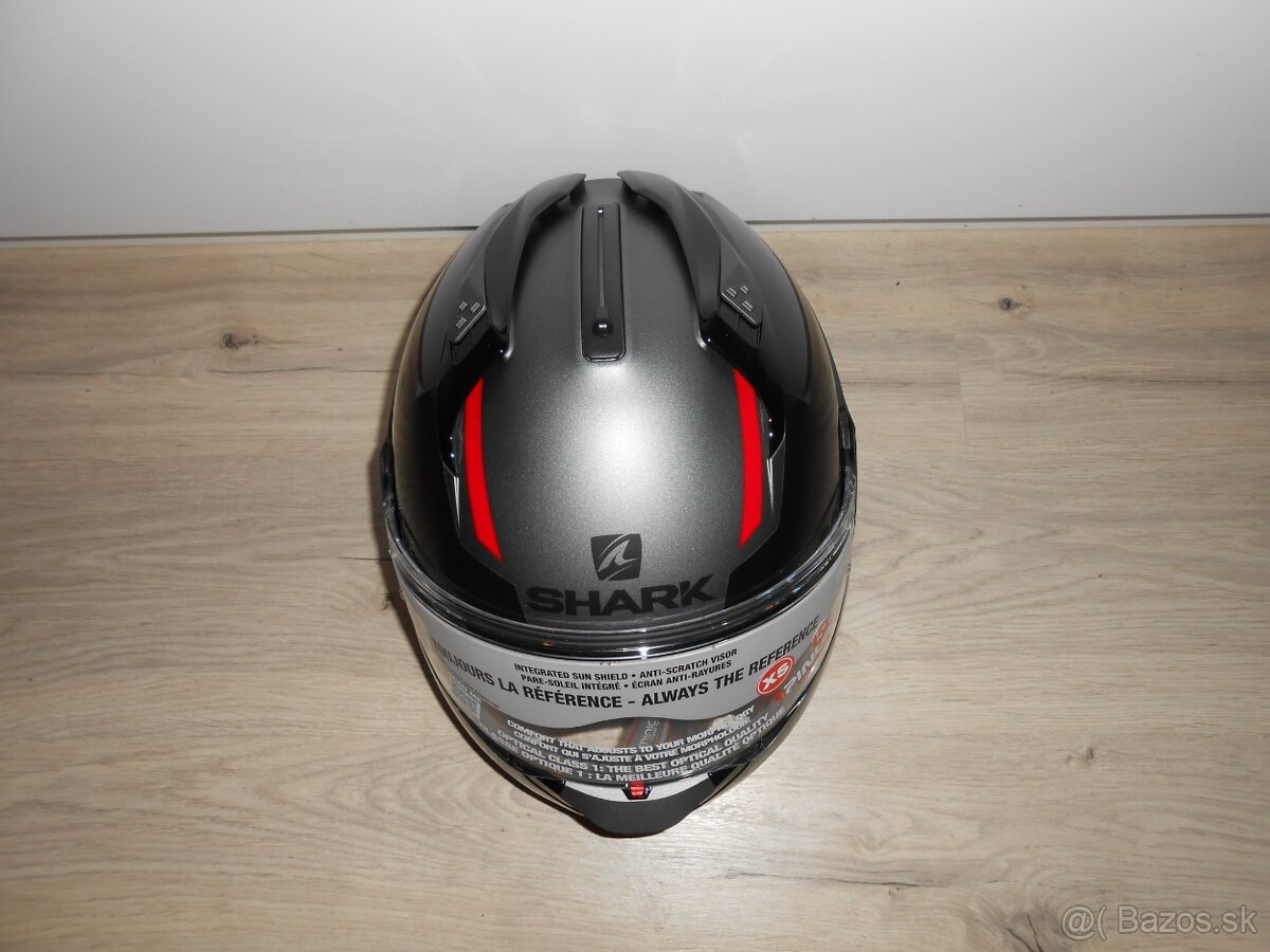 Predam krasnu novu moto prilbu znacky SHARK EVO GT SEAN MAT - 3