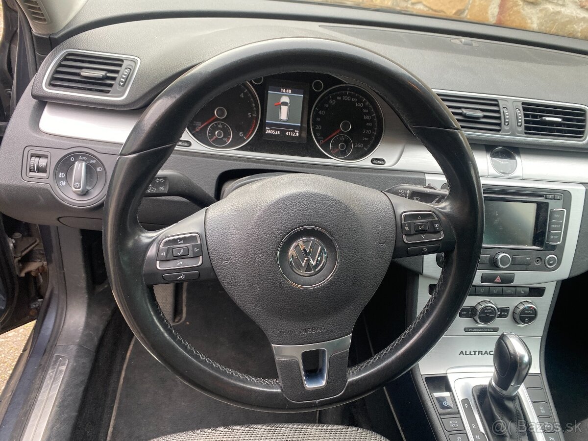 Volkswagen Passat Alltrack 2.0 TDI 4Motion - 3
