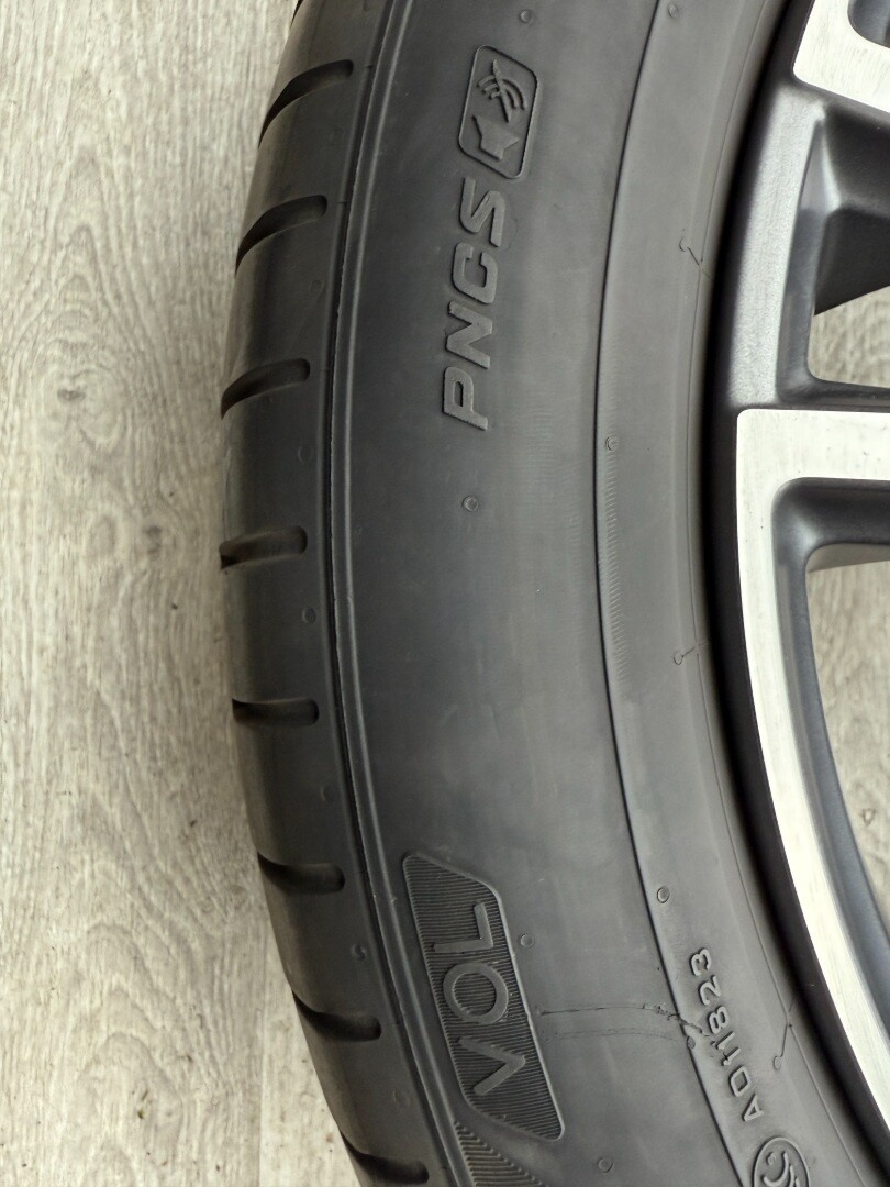 R19 ORIG.LETNÍ KOLA VOLVO XC40/V90CC/S90 235/50/19 - 3