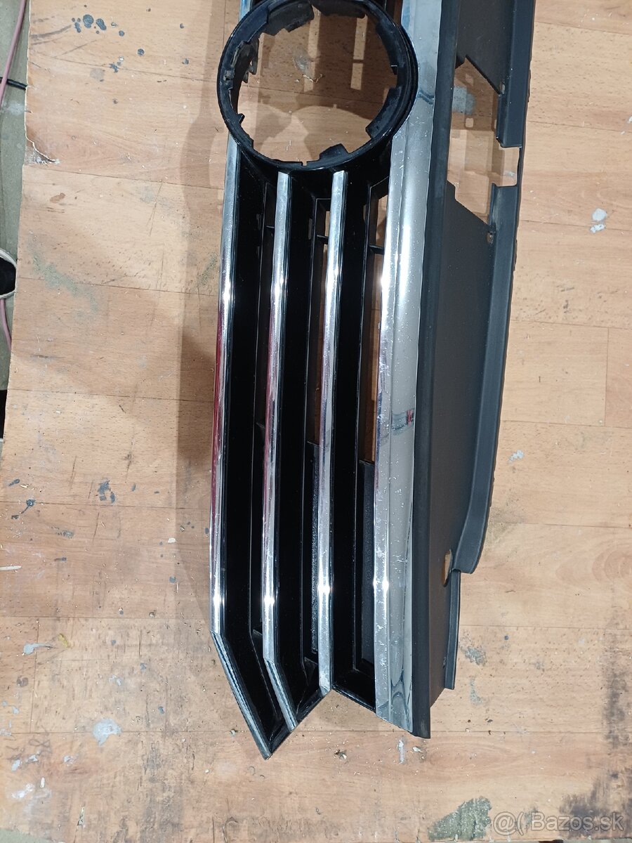 Passat b8 predná maska - 3