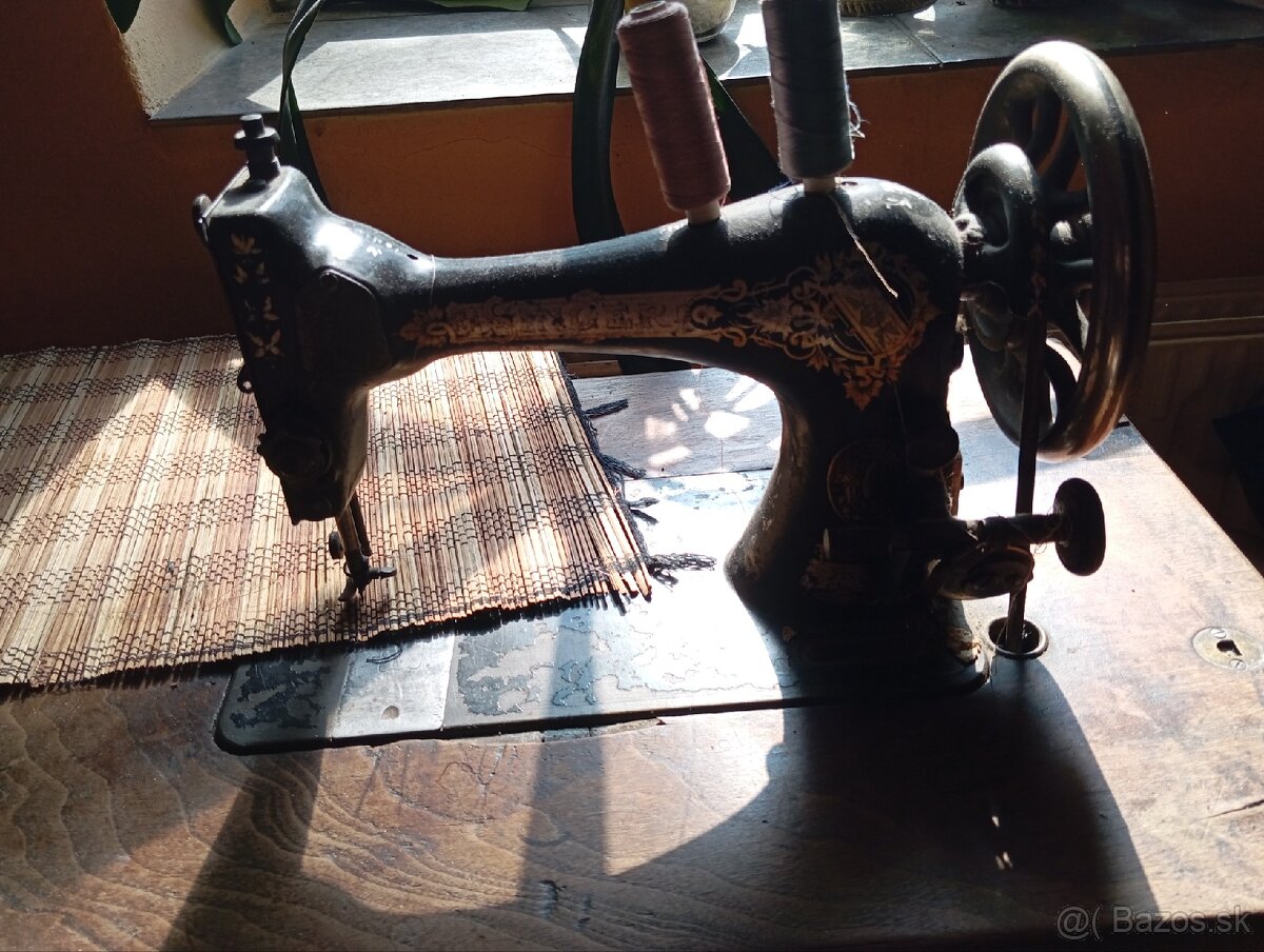 Predám šijací stroj SINGER - 3