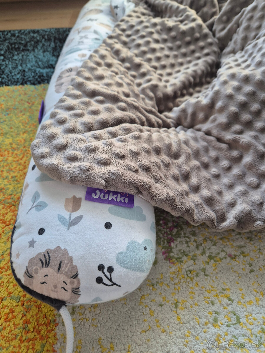 Hniezdo pre bábätko + deka do sedačky + vankúšik - 3