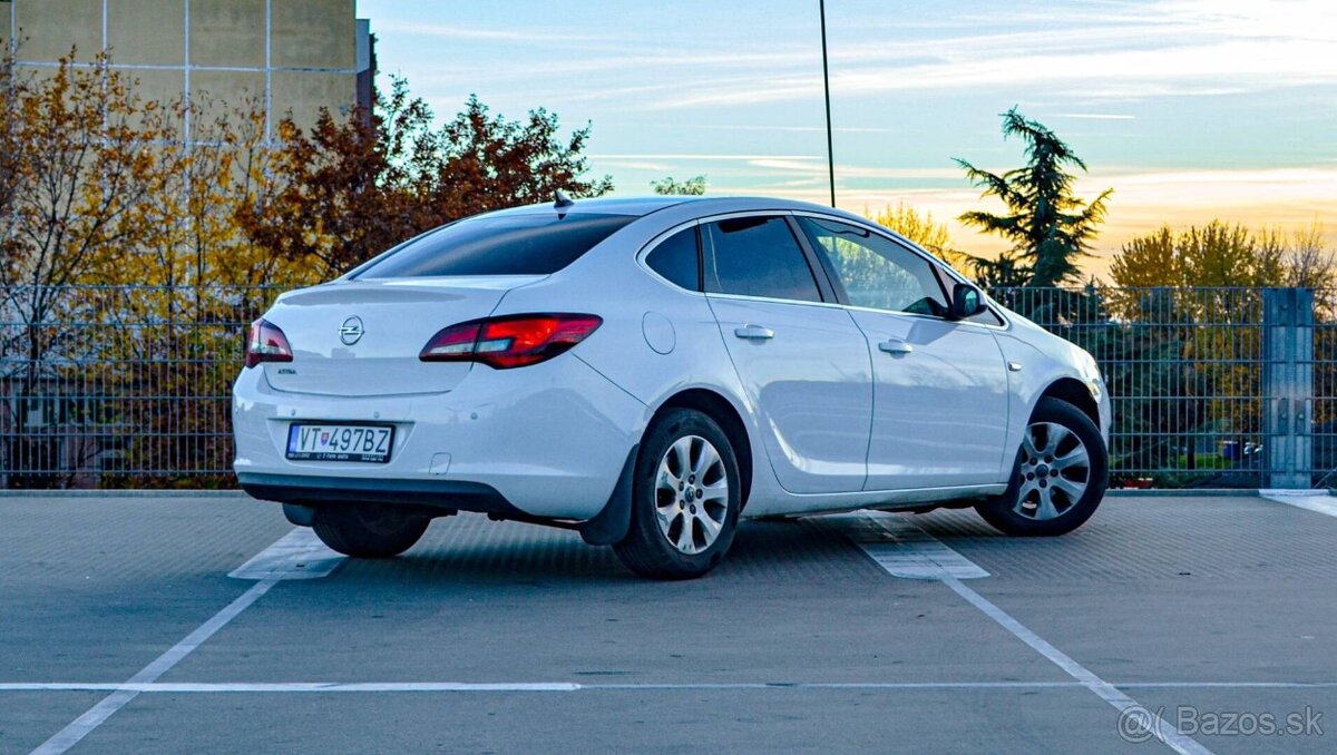 Opel Astra Sedan 1.6 CDTI 100 kw - 3