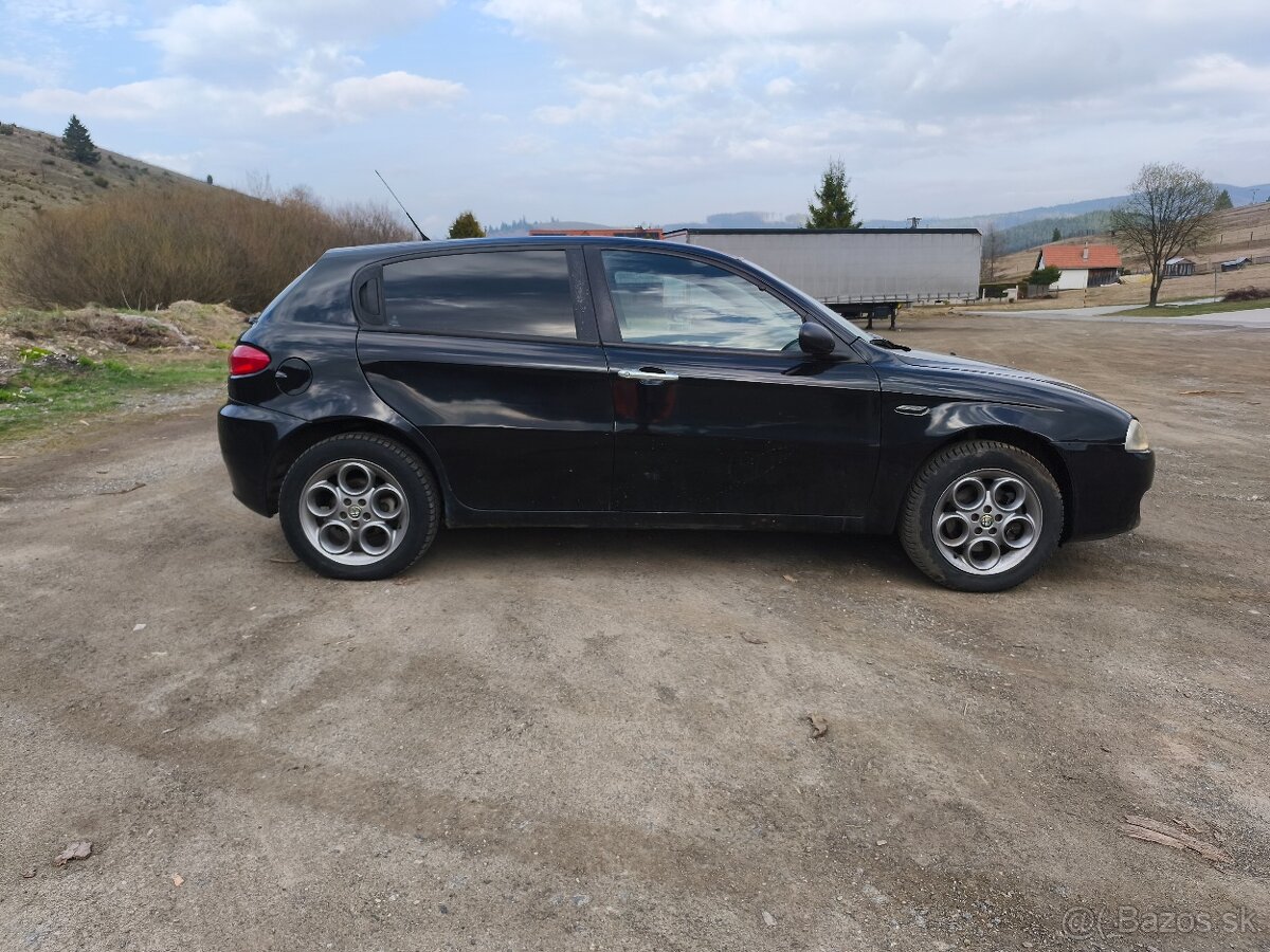 Alfa Romeo 147 - 3