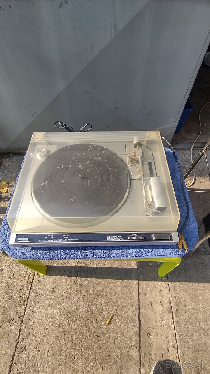 Predám kvalitný gramofón JVC QL -A 200. - 3