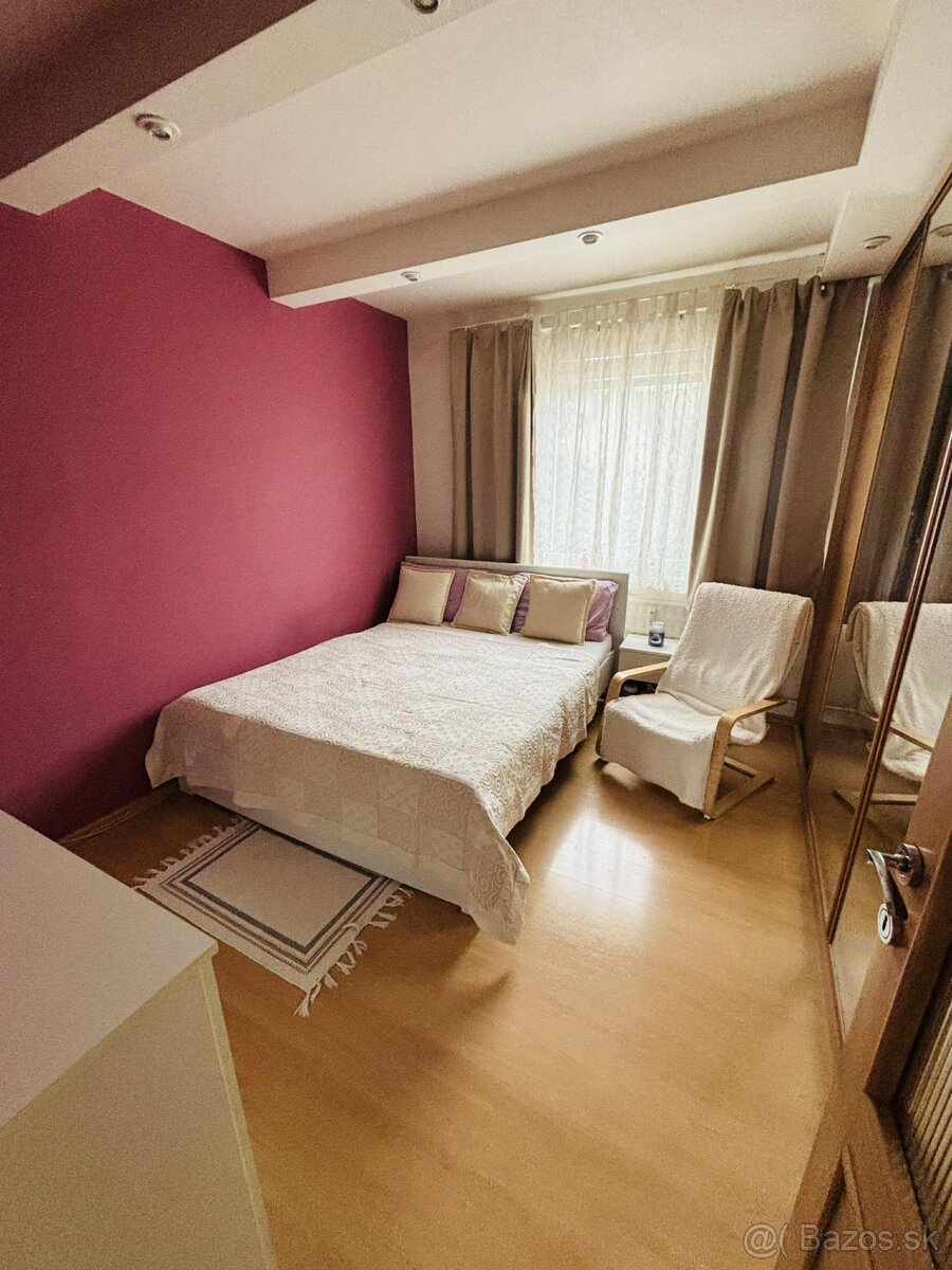 Trnava-ponúkame na predaj 4 izb. byt na Starohájskej ulici. - 3