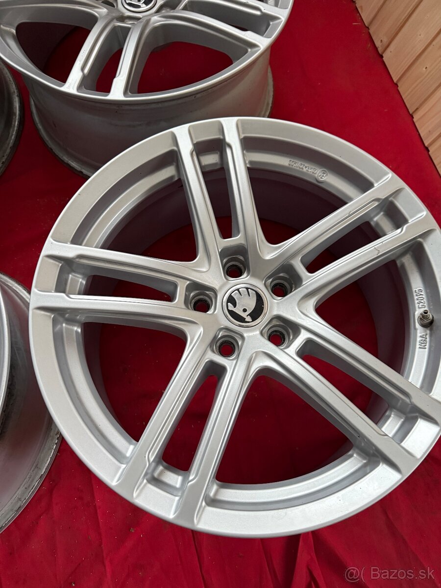 5x112 r18 dezent - 3