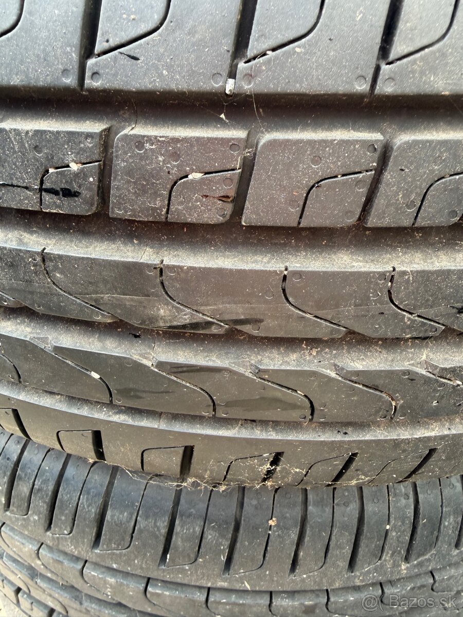 Pirelli 215/55 17 - 3