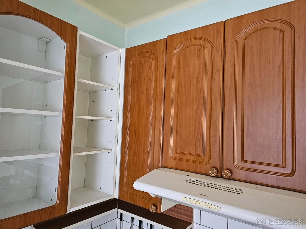 Kuchynská linka - 3