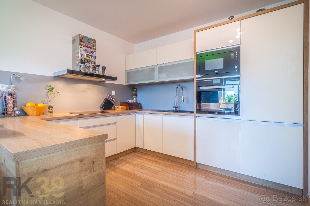 Priestranný 4-izbový byt v obľúbenej lokalite - 3