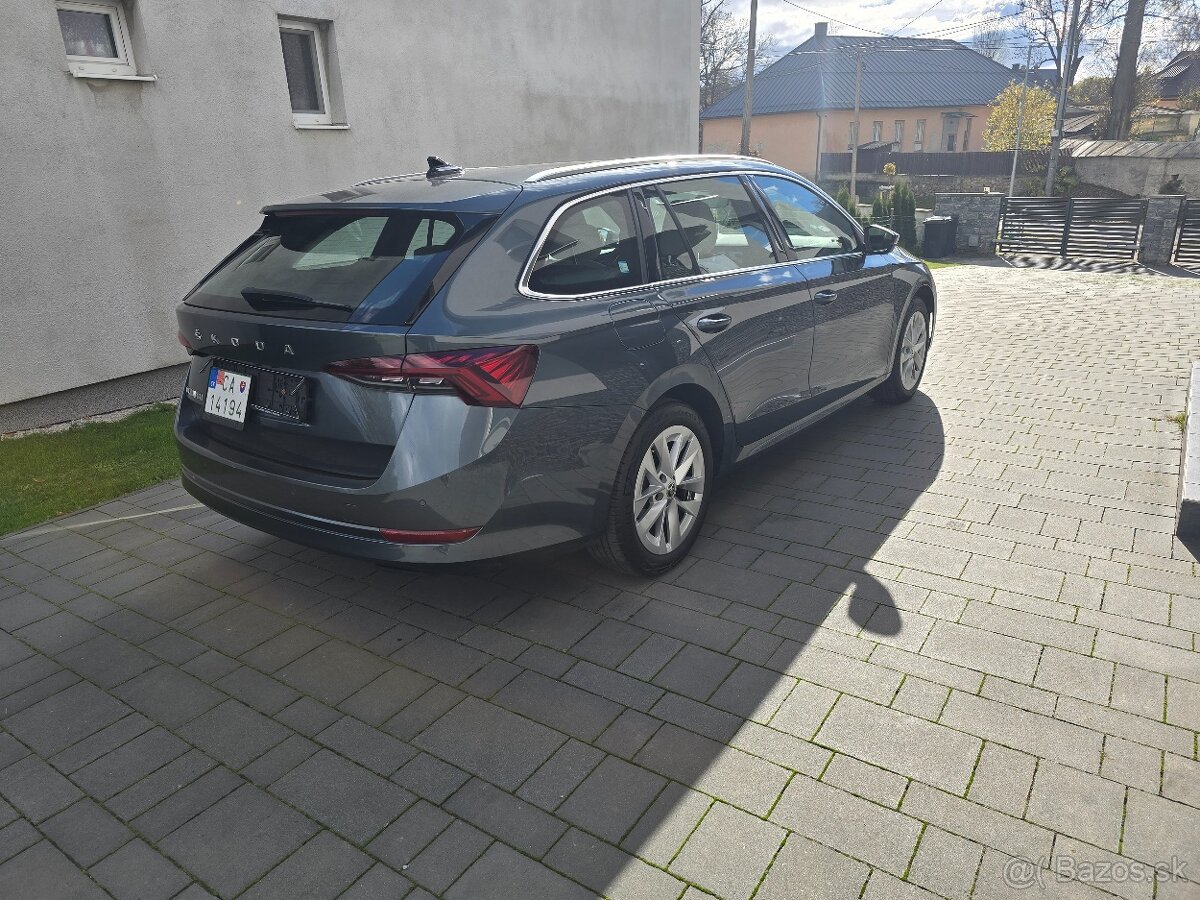 Skoda Octavia Combi 2.0 TDI Style - 3