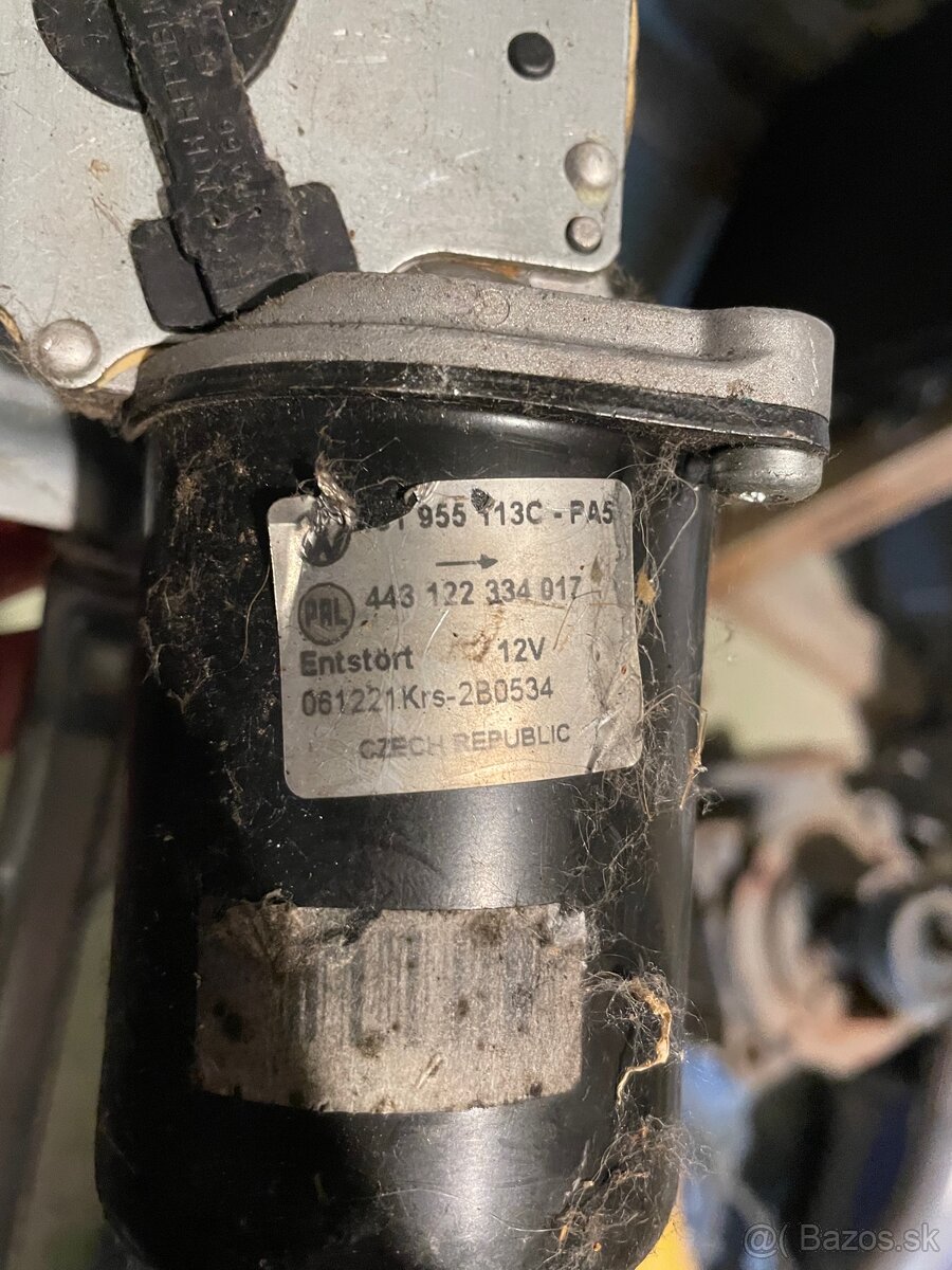 Predám pantograf spolu so stieračmi VW Golf 4 - 3