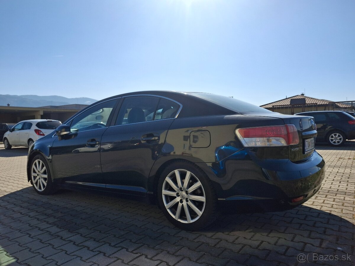 Toyota avensis 2,2 D-CAT - 3