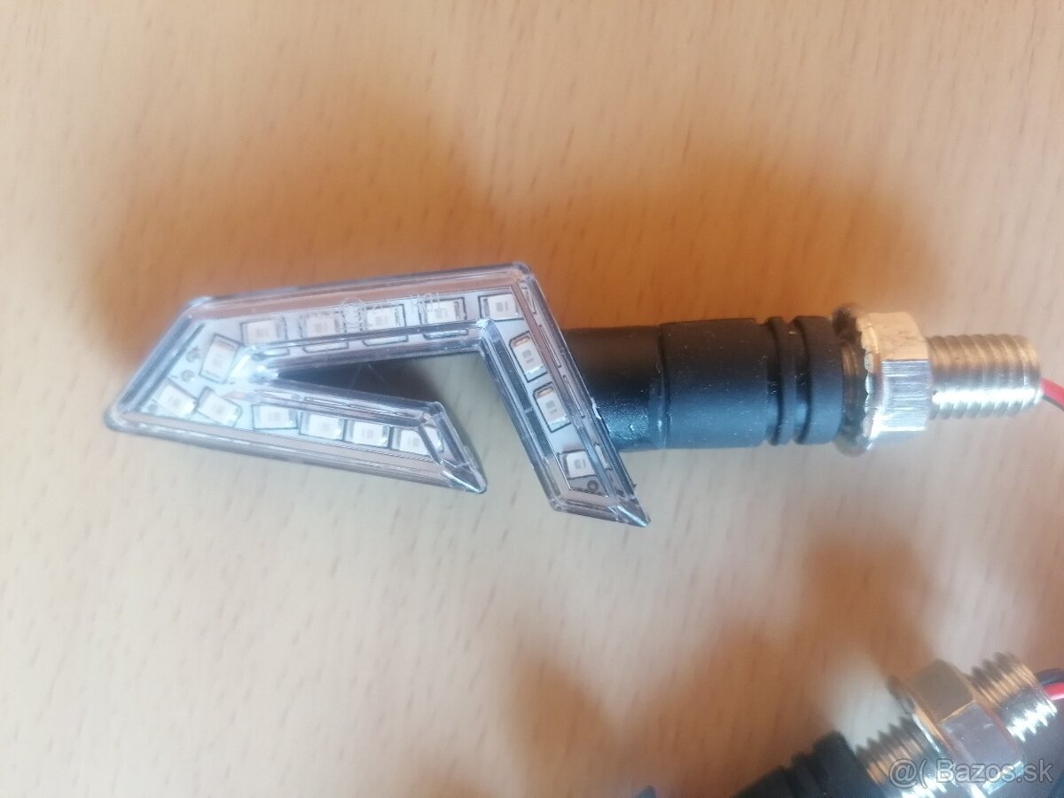 LED smerovky + klaksón. - 3