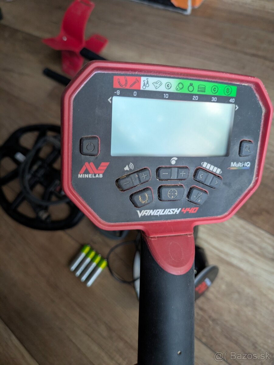 Minelab Vanquish 440 - 3