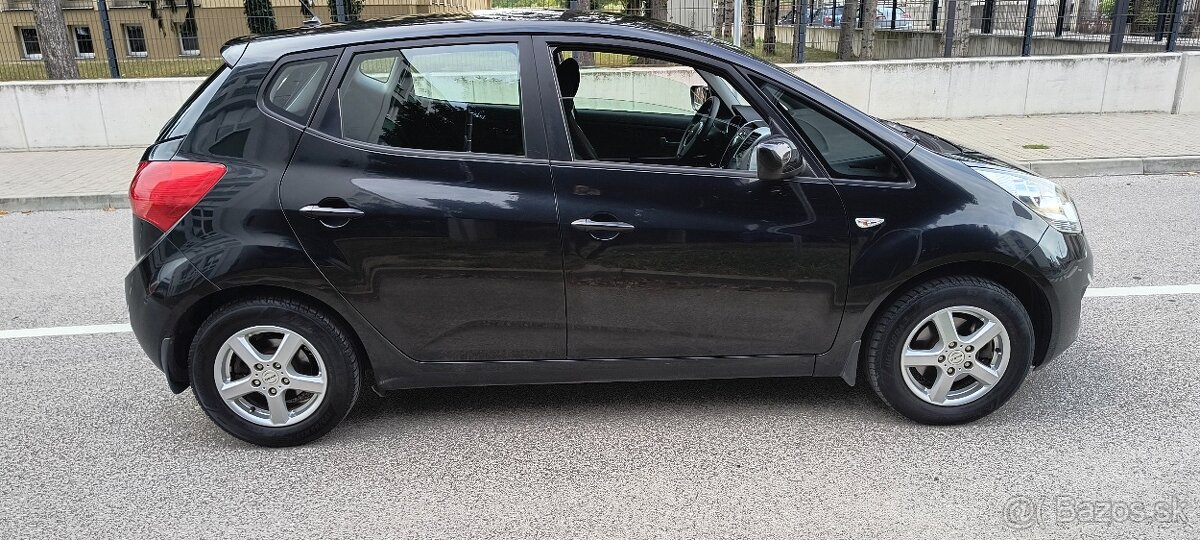 Kia venga 2012 - 3