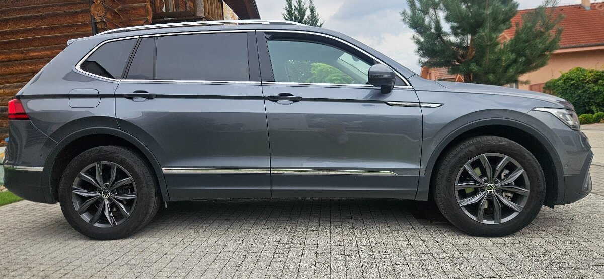 TIGUAN ALLSPACE 2.0TDI DSG 4X4///MATRIX/TOP /// - 3