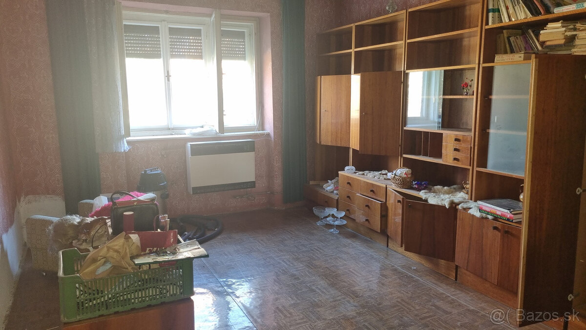 Rezervovanépredaj Veľká Lomnica 3 izbový RD o ploche 140 - 3