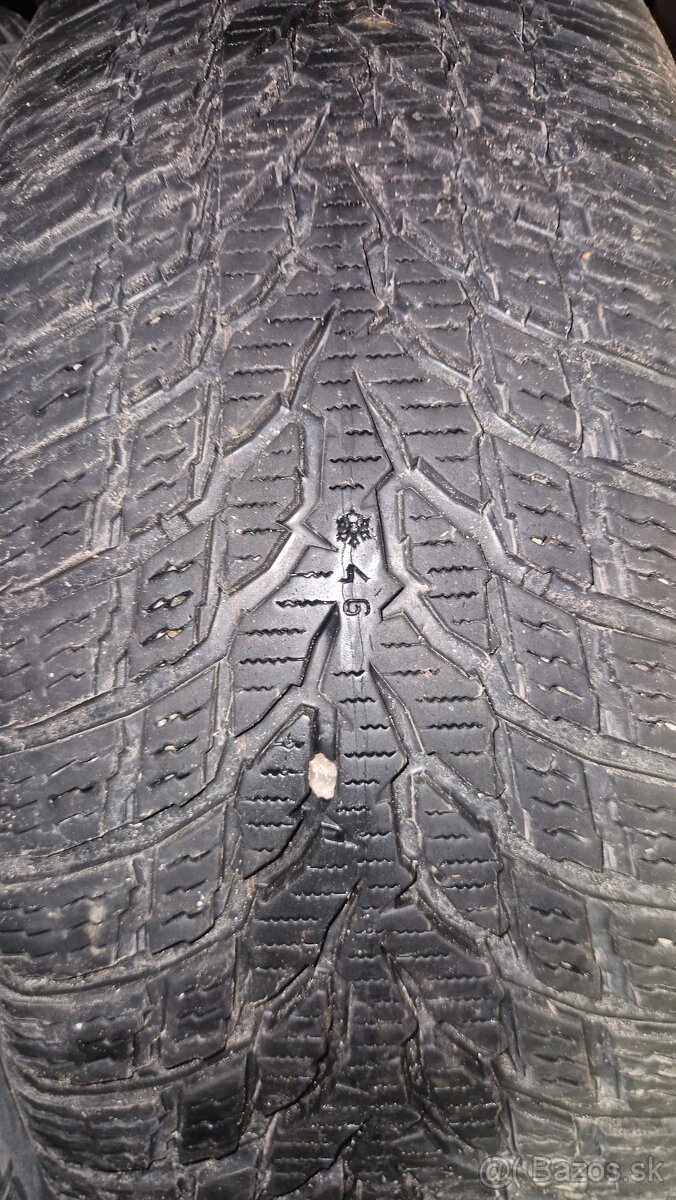 Nokian wr snowprof 215/60 R17 - 3