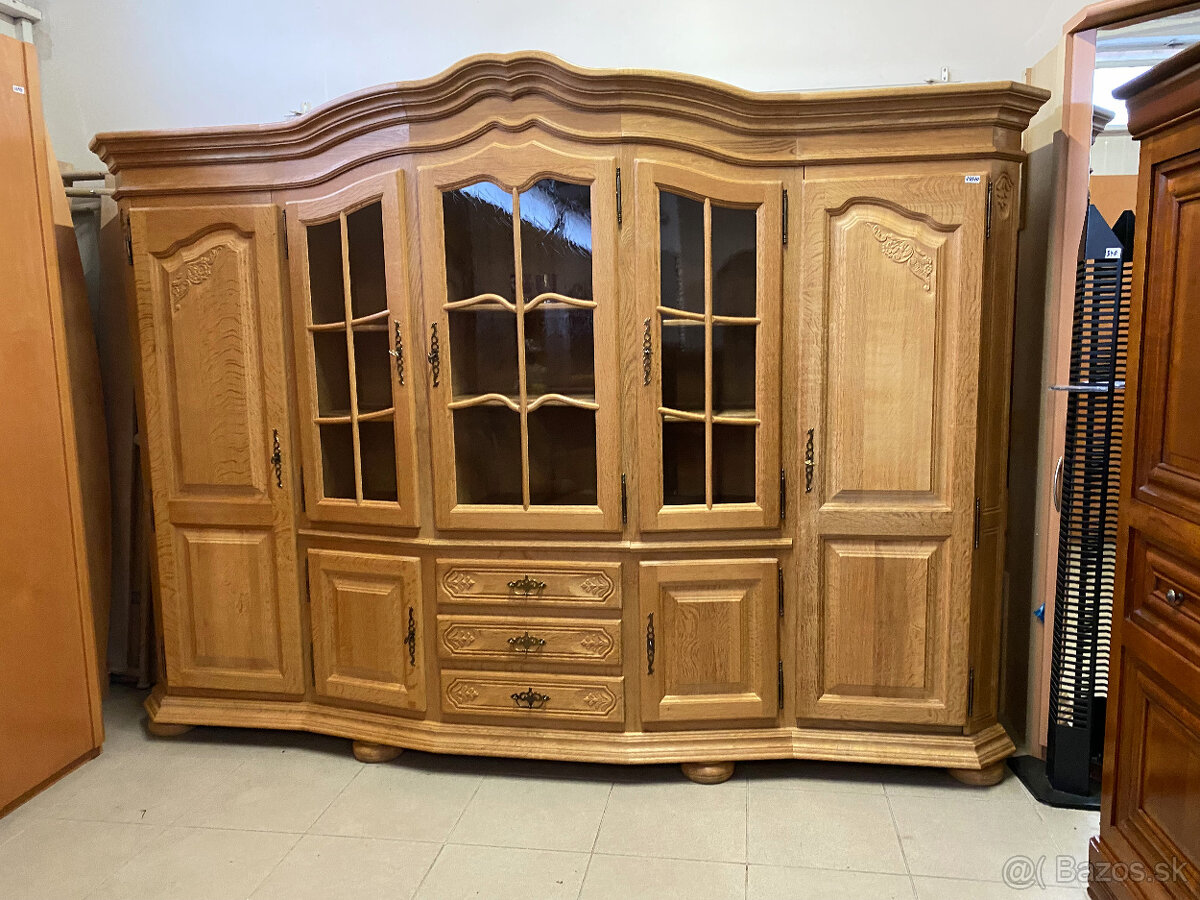 Dubové příborníky a vitriny Belgie a Německo - 3