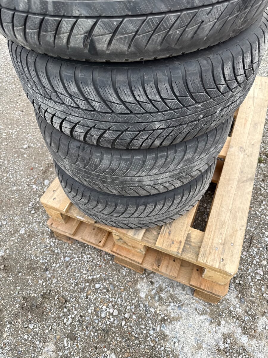 Disky s pneu R16 205/60 - 3