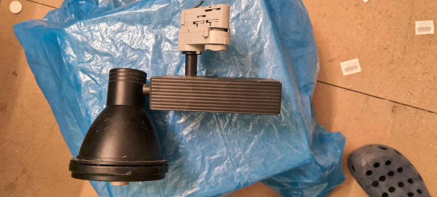 Predám otočné bodové svietidlo 50w - 3