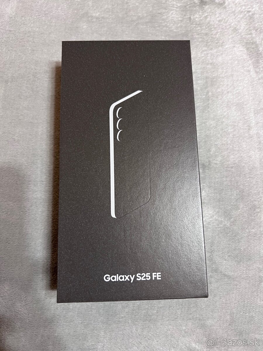 Samsung Galaxy S25 FE - 3