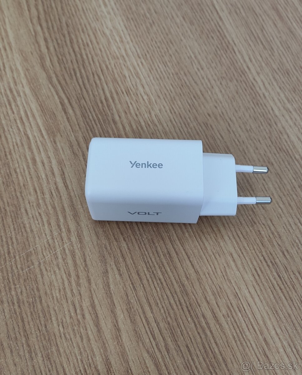 Predám nabíjačku Yenkee 65W - 3