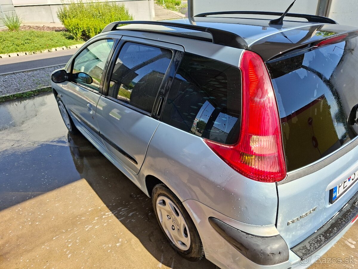 Peugeot 206 SW - 3