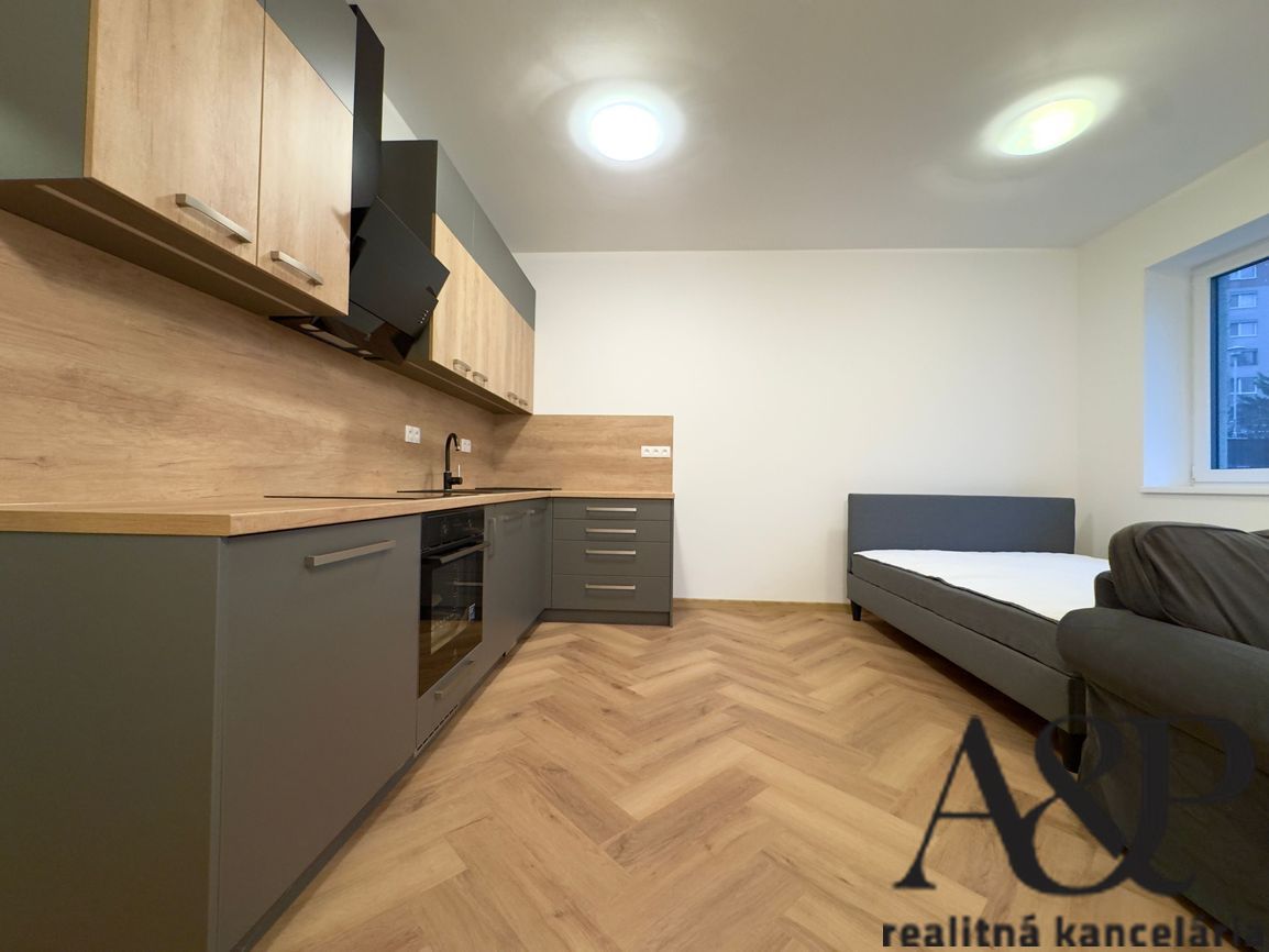 1 IZB. BYT V NOVOSTAVBE S PREDZÁHRADKOU A PARKOVNÝM MIESTOM, - 3